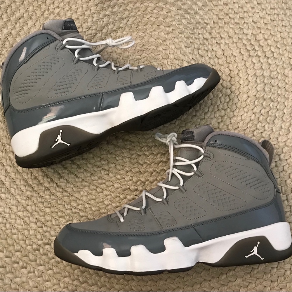 Air Jordan 9 Retro (Cool Grey)